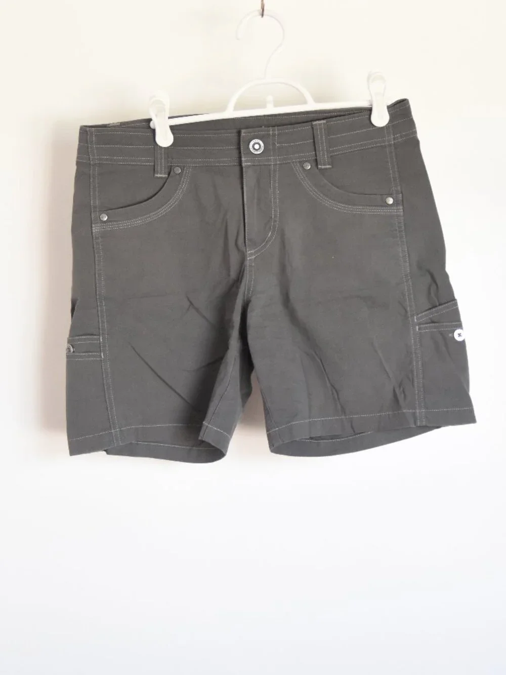 KÜHL Women’s Size 6 Gray Hiking Shorts 6" Inseam Outdoor Performance Stretch - Picture 1 of 13
